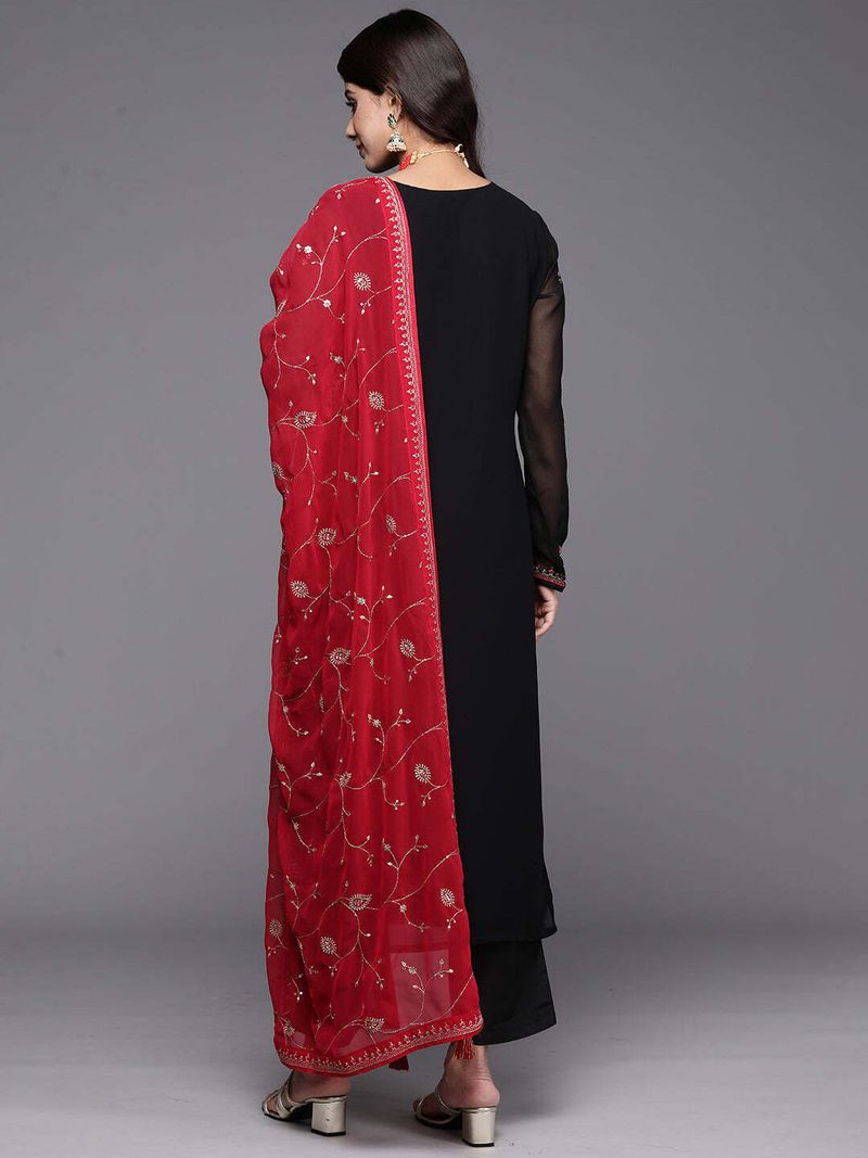 Women Pure Silk Kurta Pant Dupatta Set - Image 3