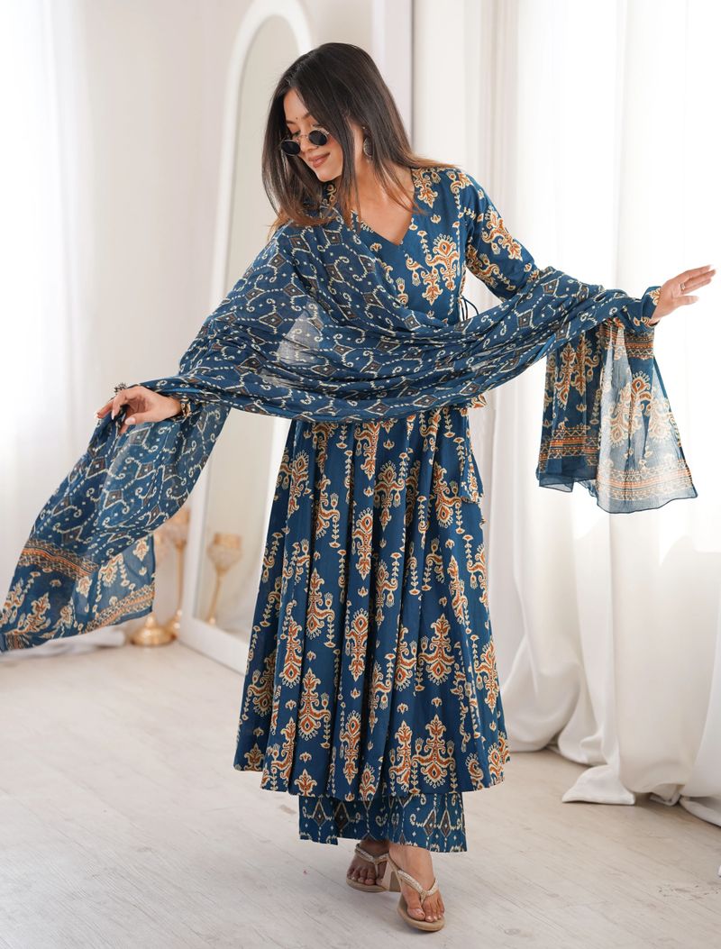 Klosia Women Viscose Rayon Kurta Pant Dupatta Set - Image 6