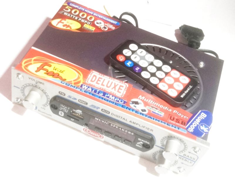 CESR Bluetooth USB FM 100 Radio (Silver) - Image 2