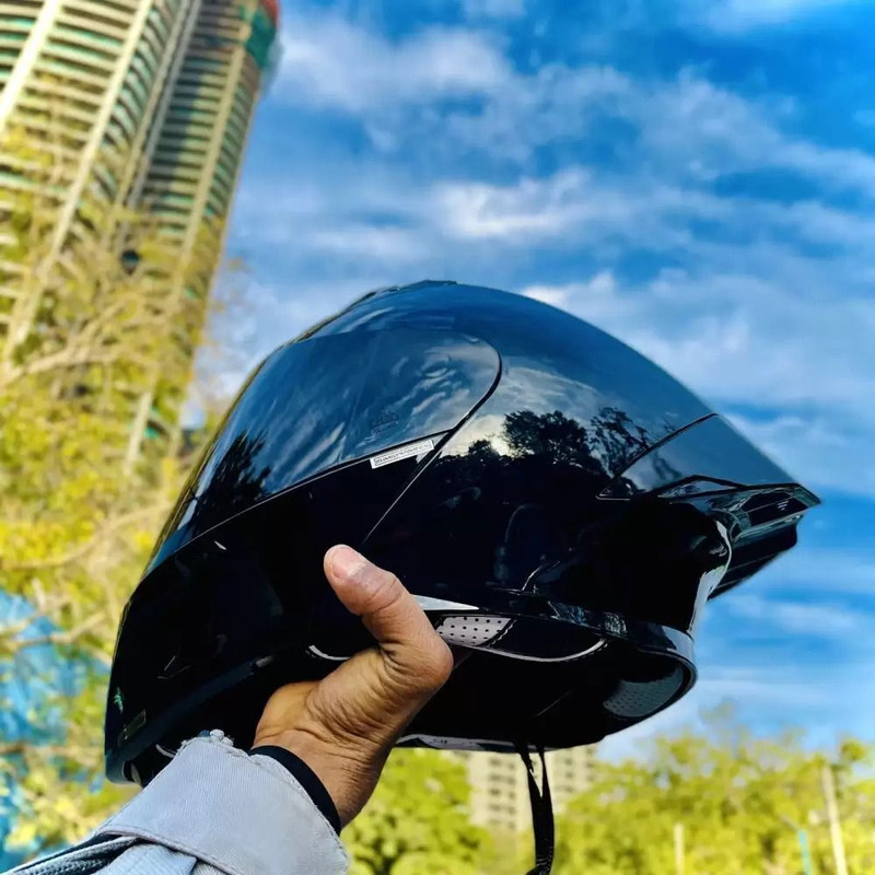 Steelbird Air 7 Wings SBA-20 ISS Motorsports Helmet Black