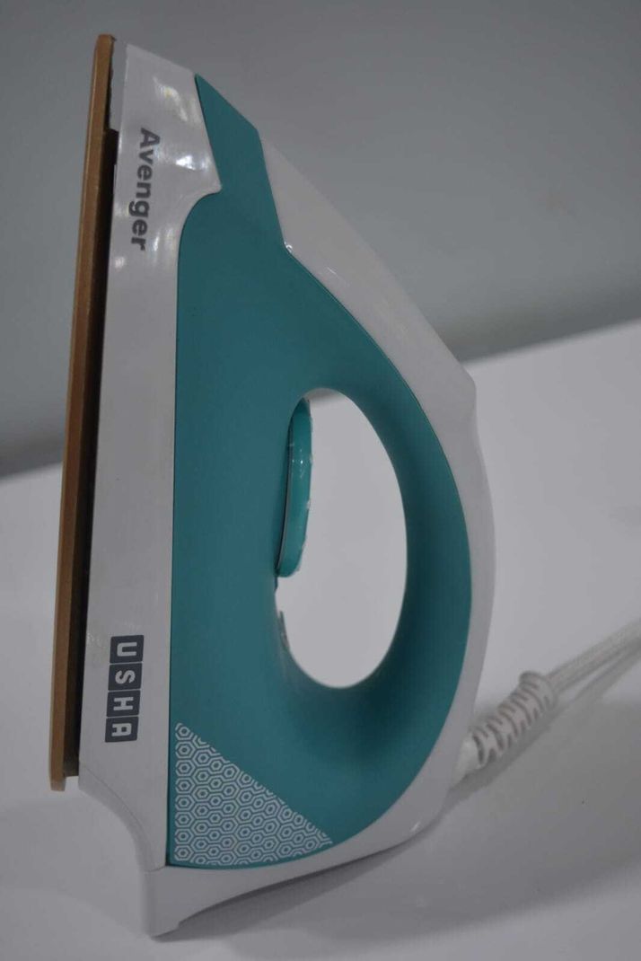 Bajaj Avenger 1100W Dry Iron (Light Green) - Image 5
