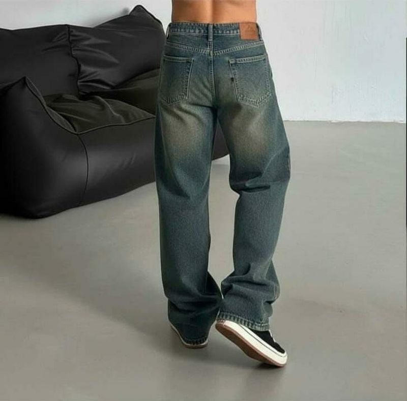 Men Baggy Fit Mid Rise Green Jeans - Image 3