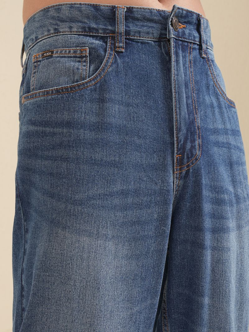 HIGHLANDER Men Loose Fit Mid Rise Blue Jeans - Image 5
