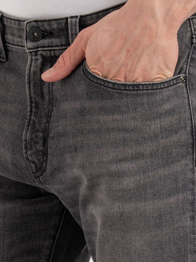 RED TAPE Men Straight Fit Mid Rise Grey Jeans - Image 5