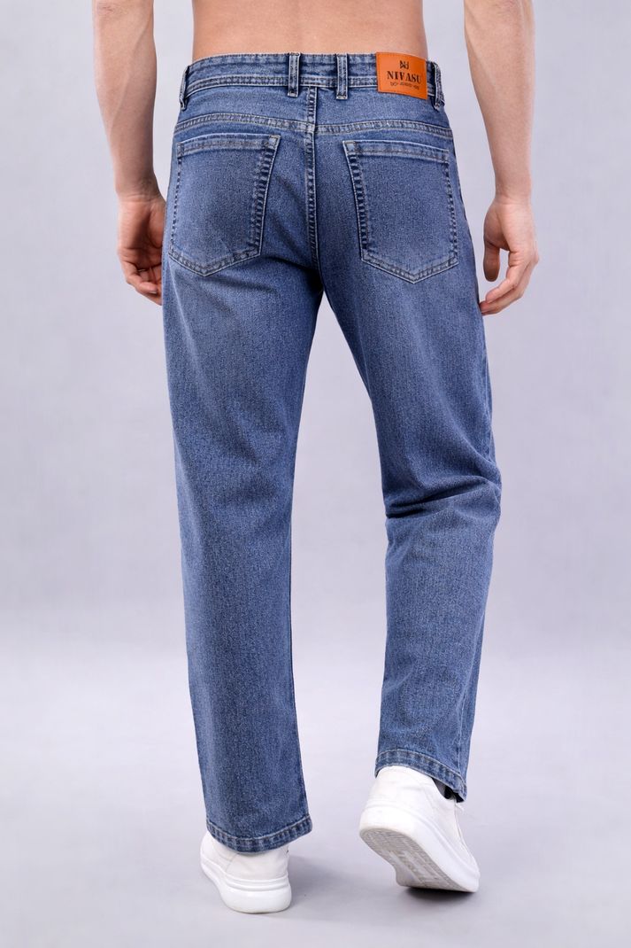 Men Straight Fit Mid Rise Blue Jeans - Image 3