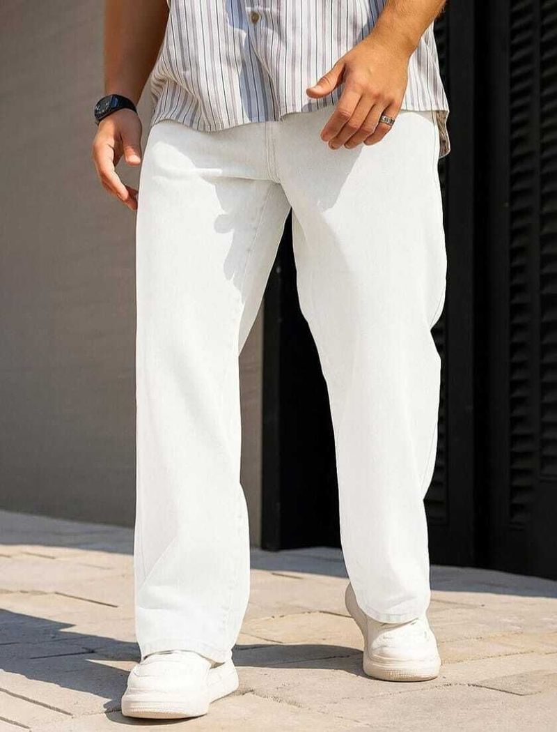 wearworld Men Loose Fit Mid Rise White Jeans - Image 4