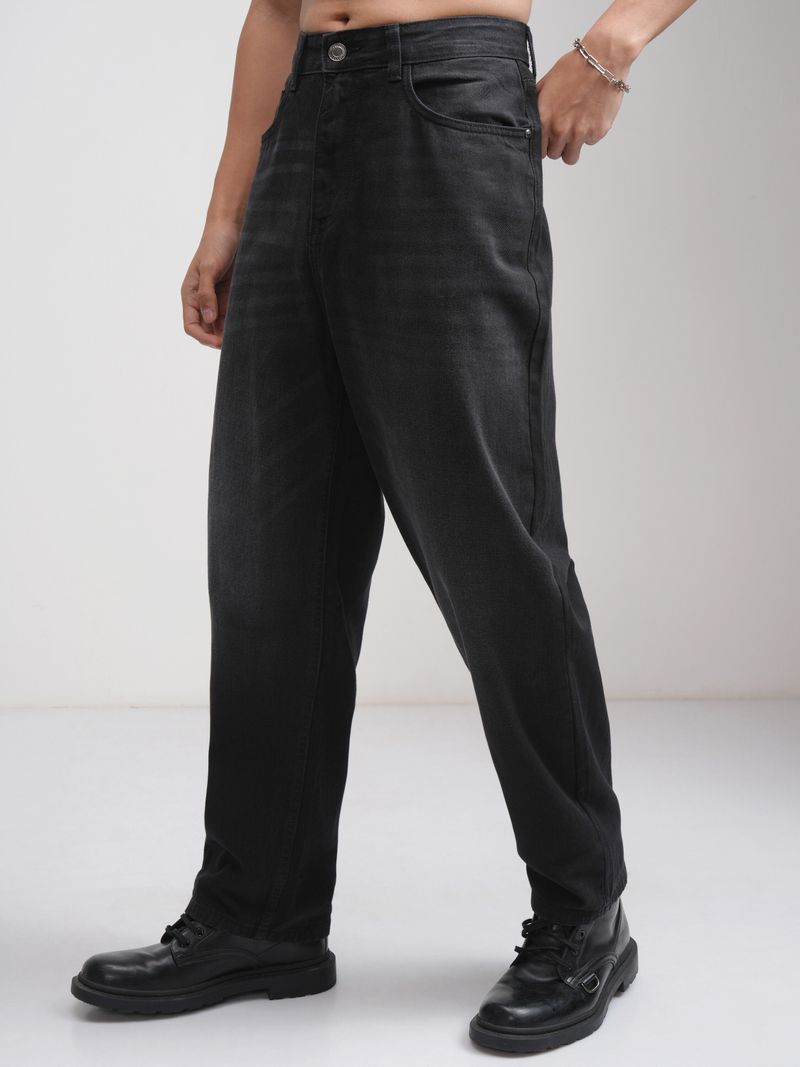 HIGHLANDER Men Loose Fit Mid Rise Black Jeans - Image 6