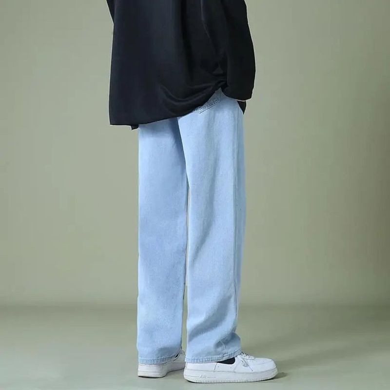 WAZWEAR पुरुषों के लिए स्ट्रेट फिट हल्का नीला जीन्स - Image 3