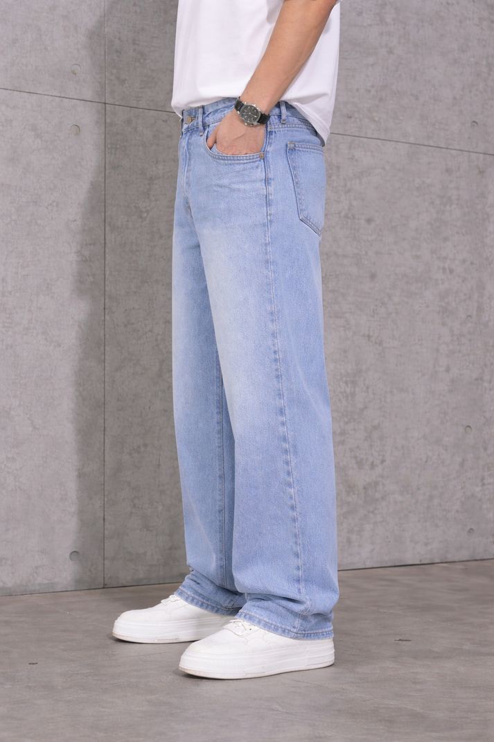 DENIM LOOK Men Loose Fit Mid Rise Light Blue Jeans - Image 5