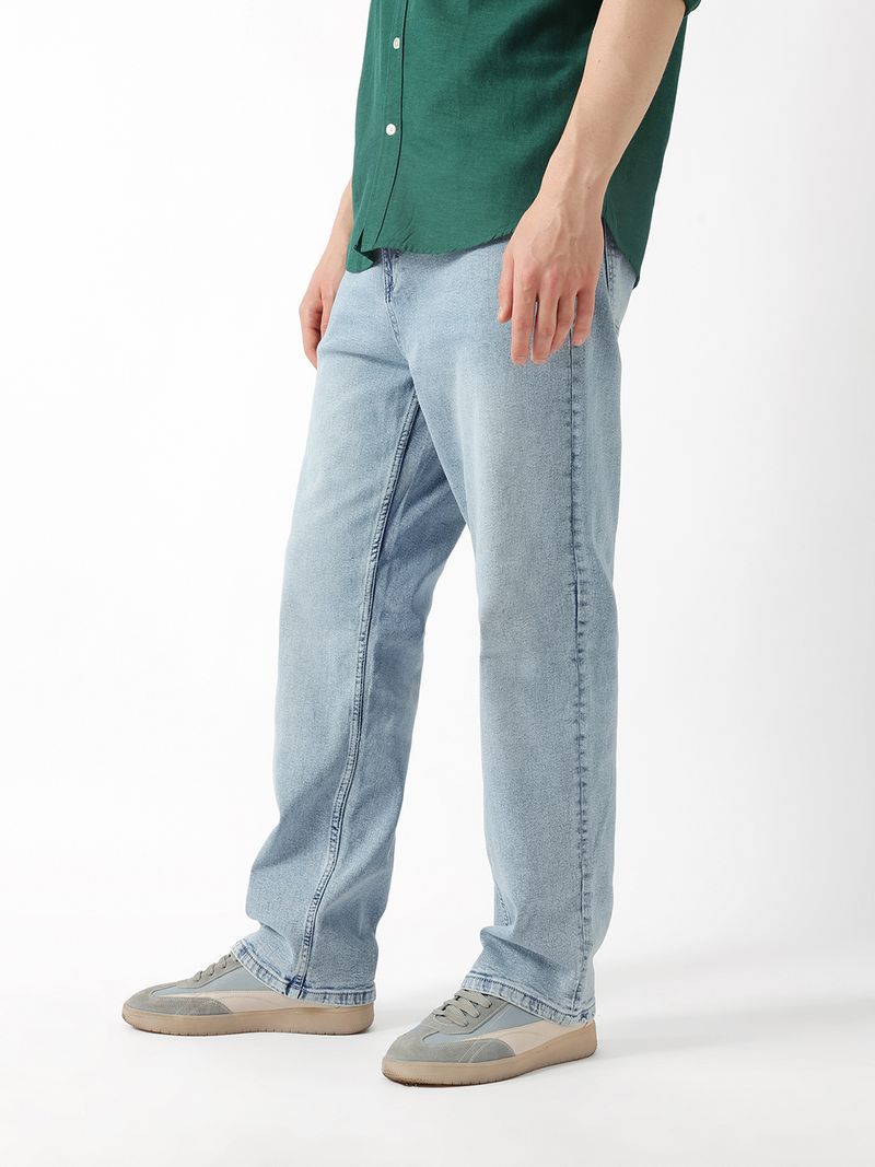 THE BEAR HOUSE Men Relaxed Fit Mid Rise Light Blue Jeans - Image 3