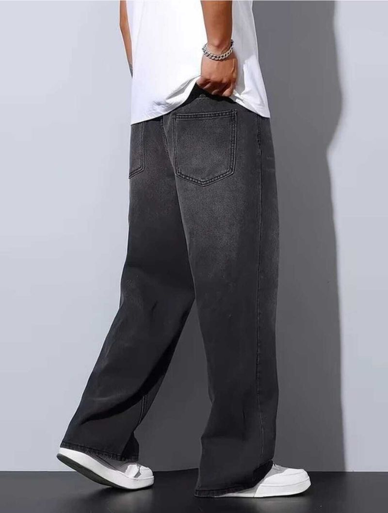 RKDENIM पुरुषों के लिए स्ट्रेट फिट डार्क ग्रे जीन्स - Image 4