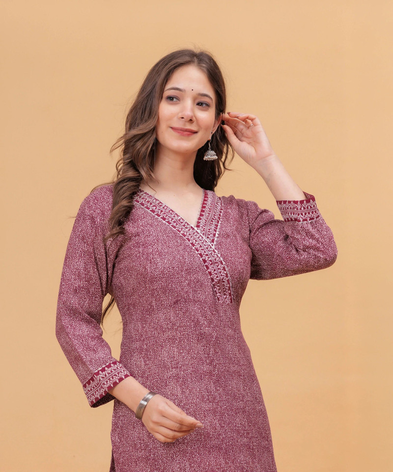 Dressar Women Floral Print Viscose Rayon Kurta