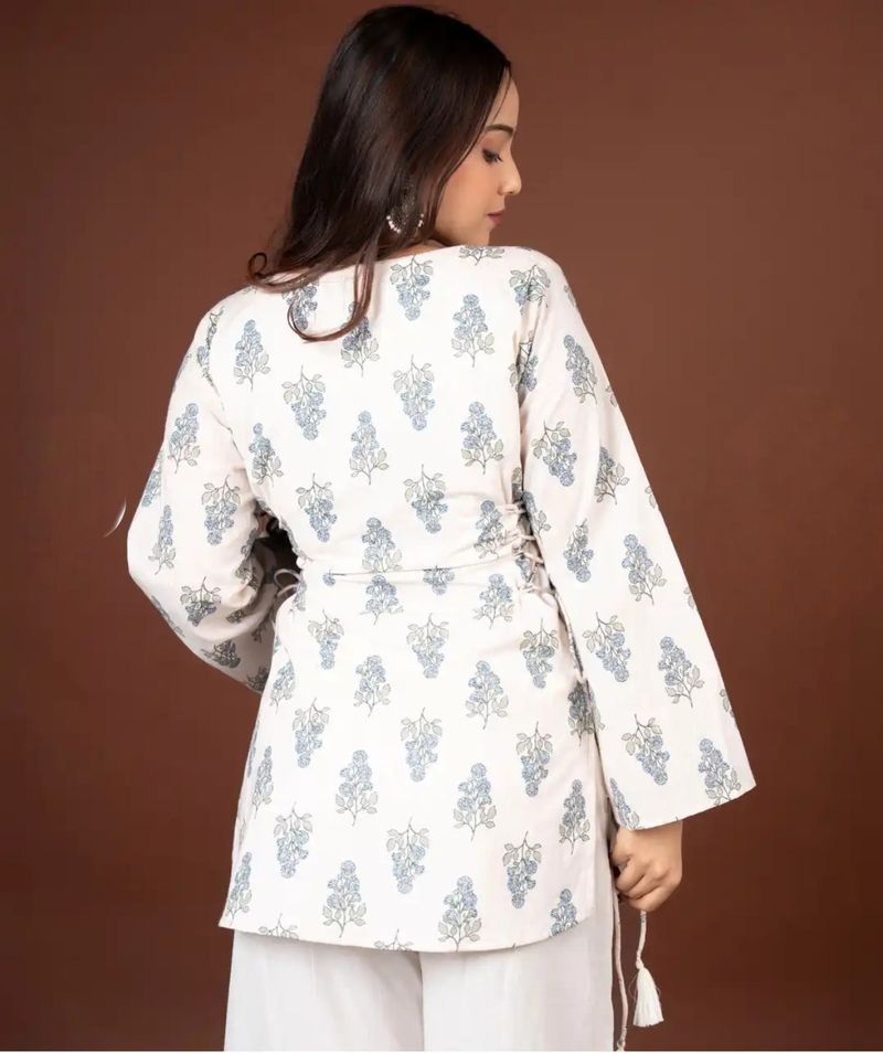 Krishna Art Floral Print Cotton Kurta - Image 3