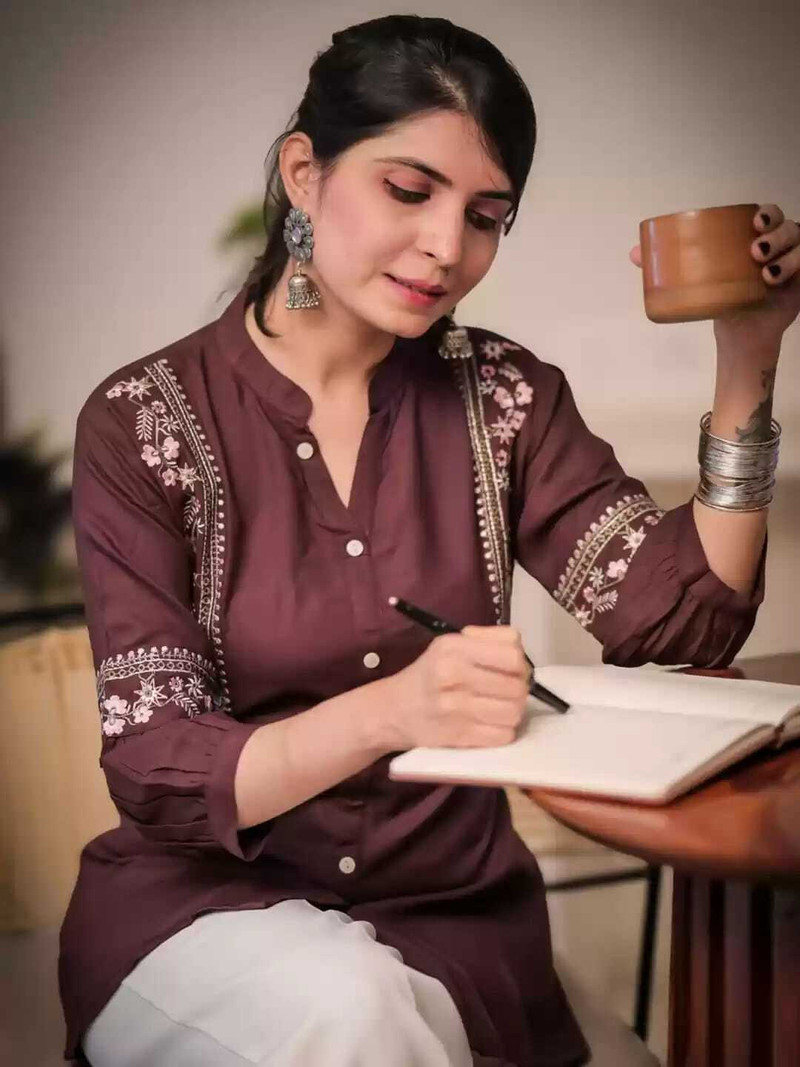 sarswa Women Printed Viscose Rayon Kurta