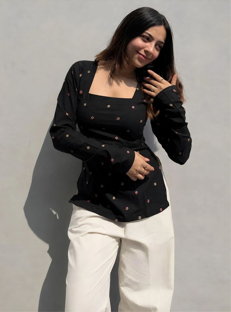 SHREE RADHA TRENDS Floral Print Tunic Kurta - Image 2