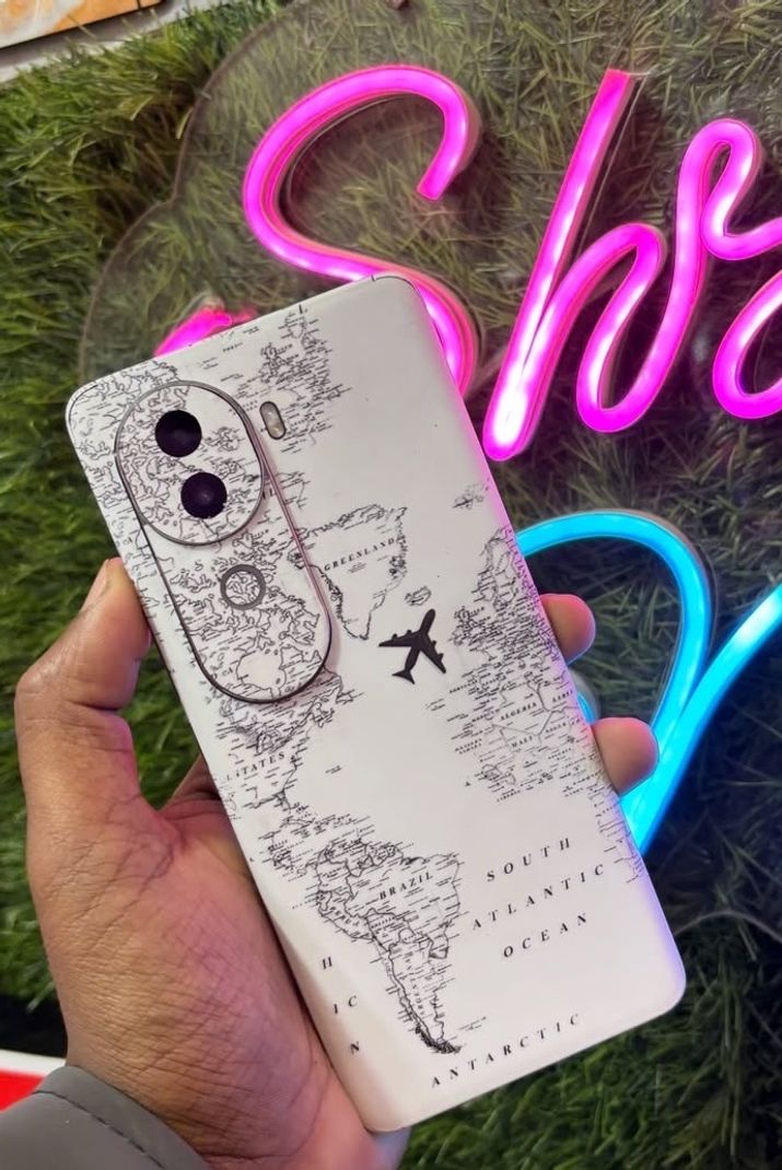 venstikeer VIVO V40E World Map Skin - Image 2