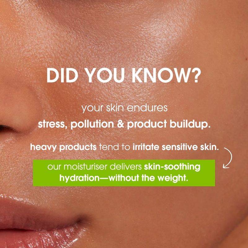 Simple Kind To Skin Hydrating Light Moisturiser 125 ml - Image 6