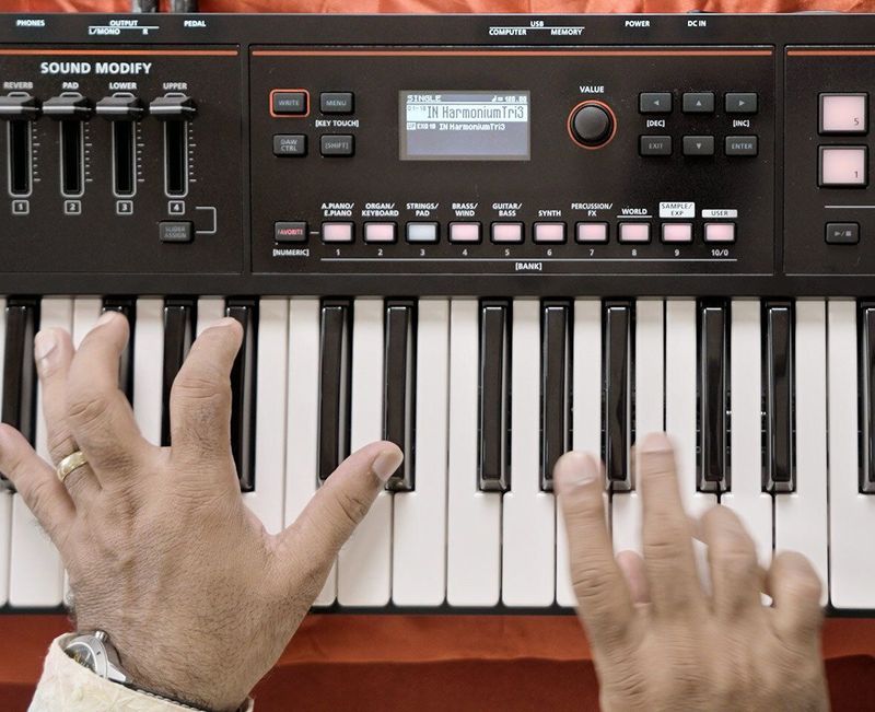 Roland XPS-10X Expandable Synthesizer (61 Keys, Red) - Image 5