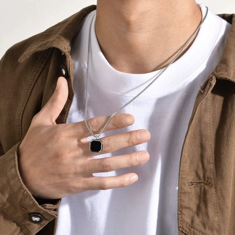 Nidhi Emporium Men Pendant - Image 3