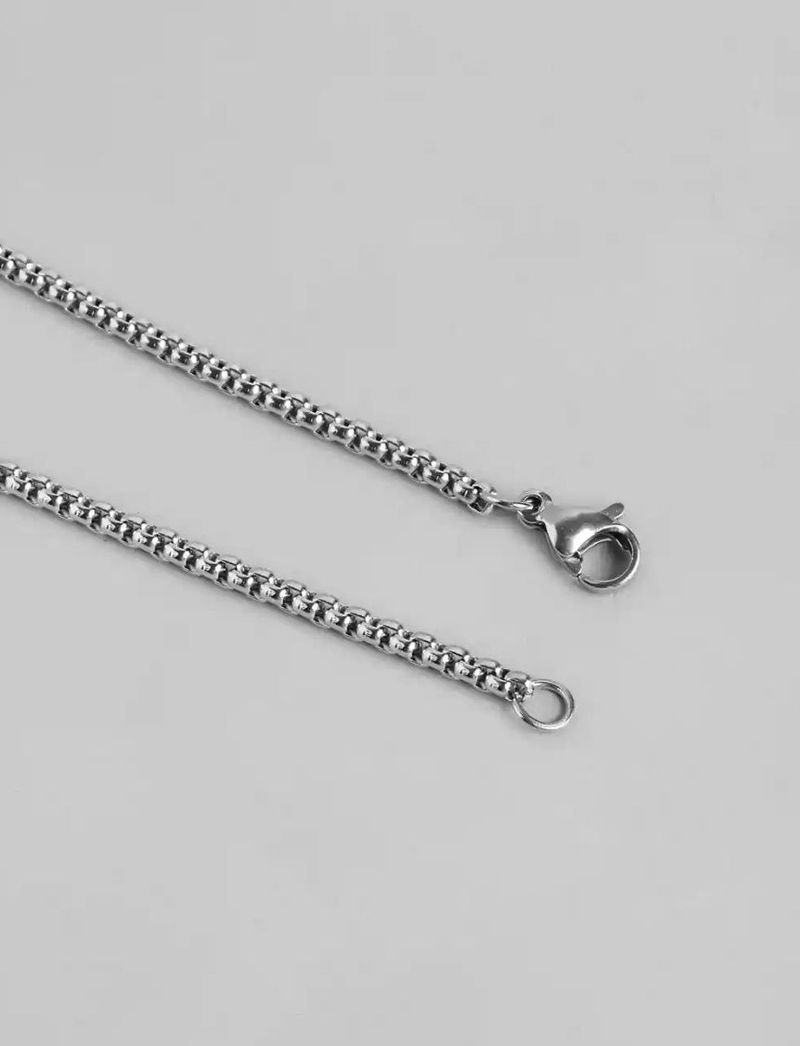 Harsh Unisex Berserk Pendant Necklace Silver - Image 4
