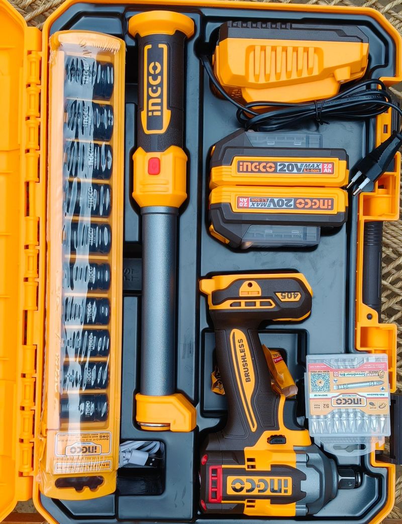 INGCO COSLI23098 405NM Cordless Combo Kit - Image 4