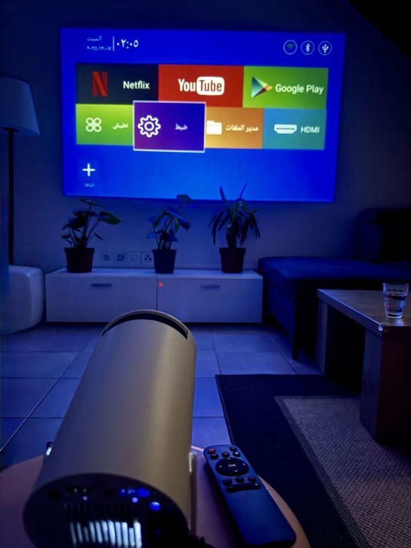 Offtrot HY300 Smart Android Projector - Image 6
