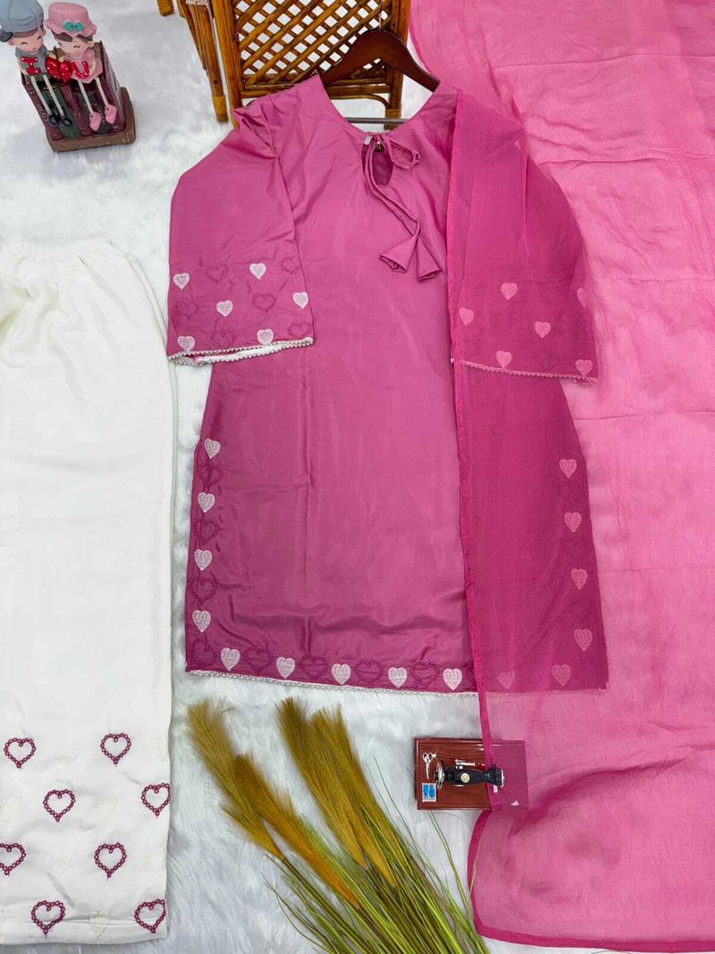 SHILPA ENTERPRISE Dilda Embroidered Kurta, Palazzo & Dupatta Set - Image 5