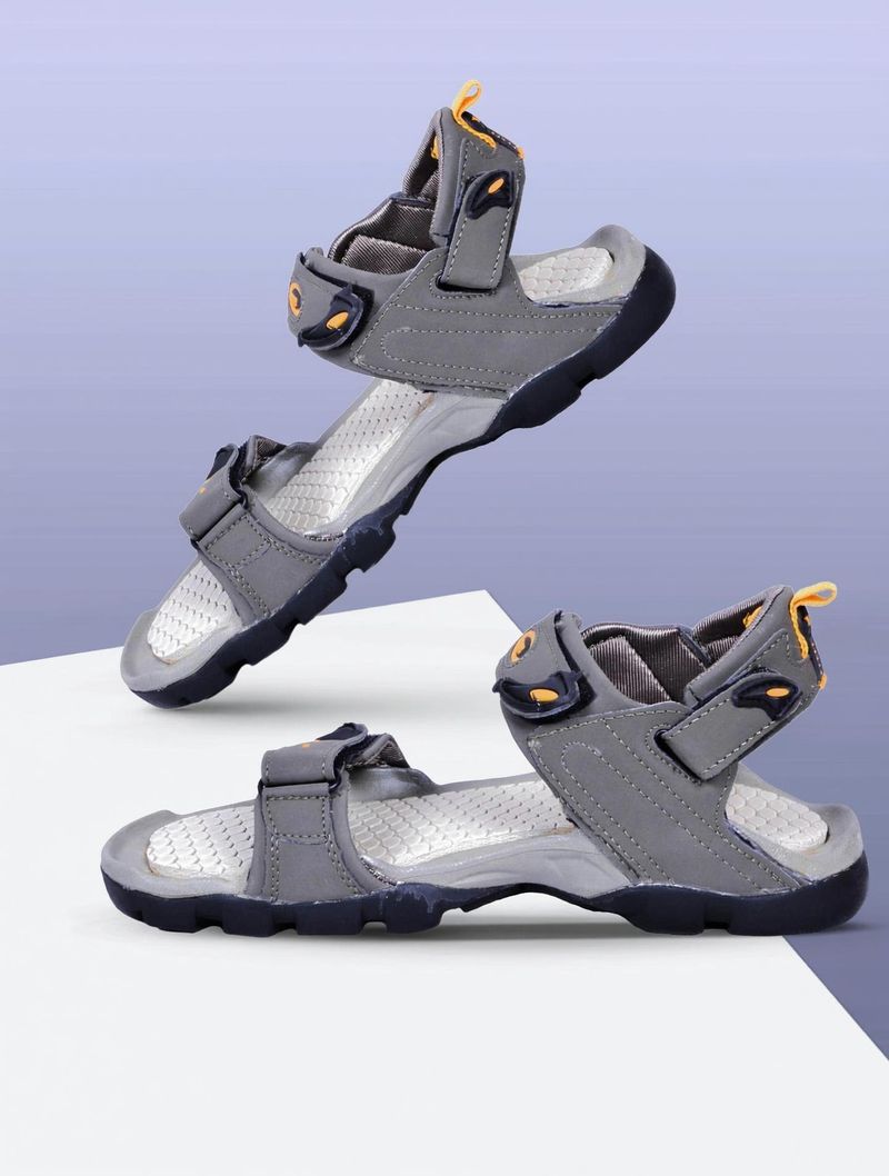 Sparx Men SS 502 Sandal - Image 2