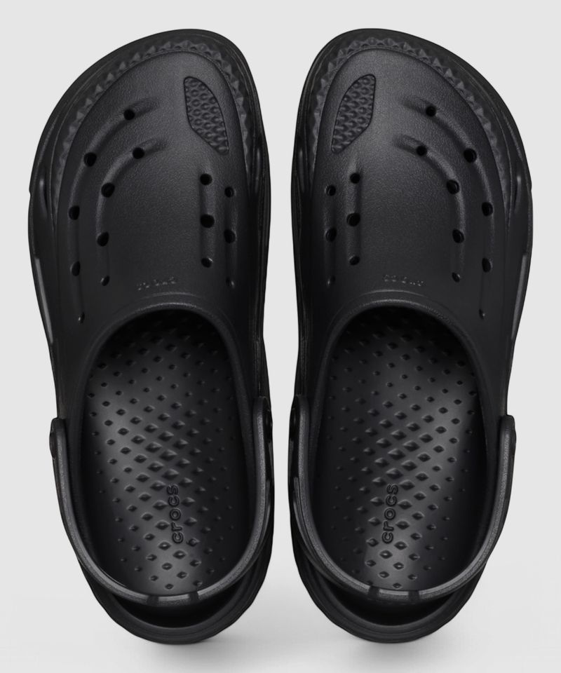 CROCS Unisex Off Grid Clogs Sandal - Image 6