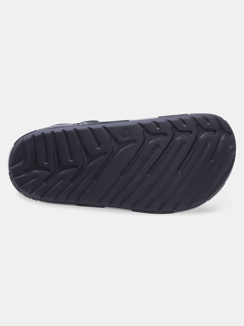 RED TAPE Men Clogs Sandal - Image 6