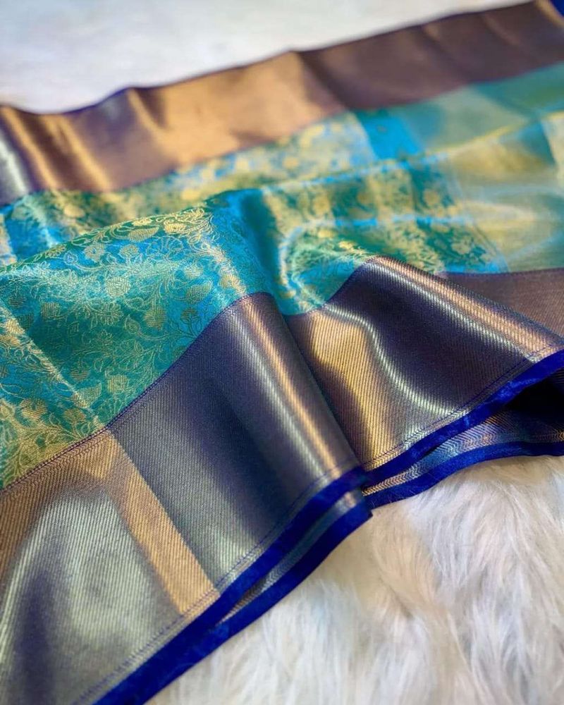 Mkfabrics Woven Banarasi Tissue Saree Green - Image 5