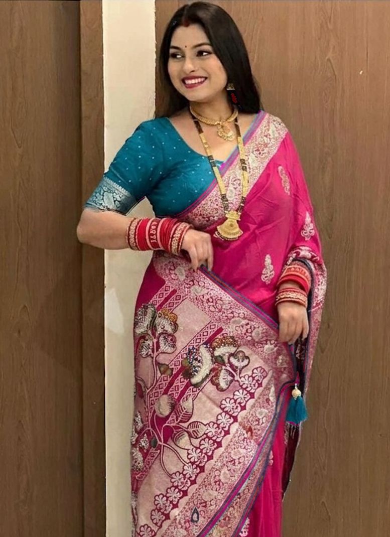 KanjiQueen Floral Print Banarasi Silk Saree - Image 3