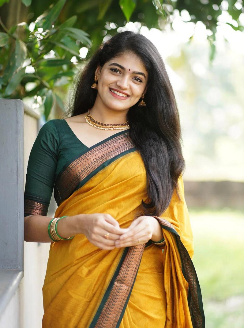 Fashion Club Collection Woven, Solid/Plain Maheshwari Cotton Silk Saree