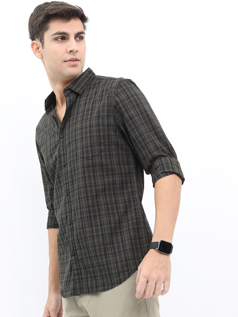 HIGHLANDER Men Slim Fit Checkered Shirt - Image 6
