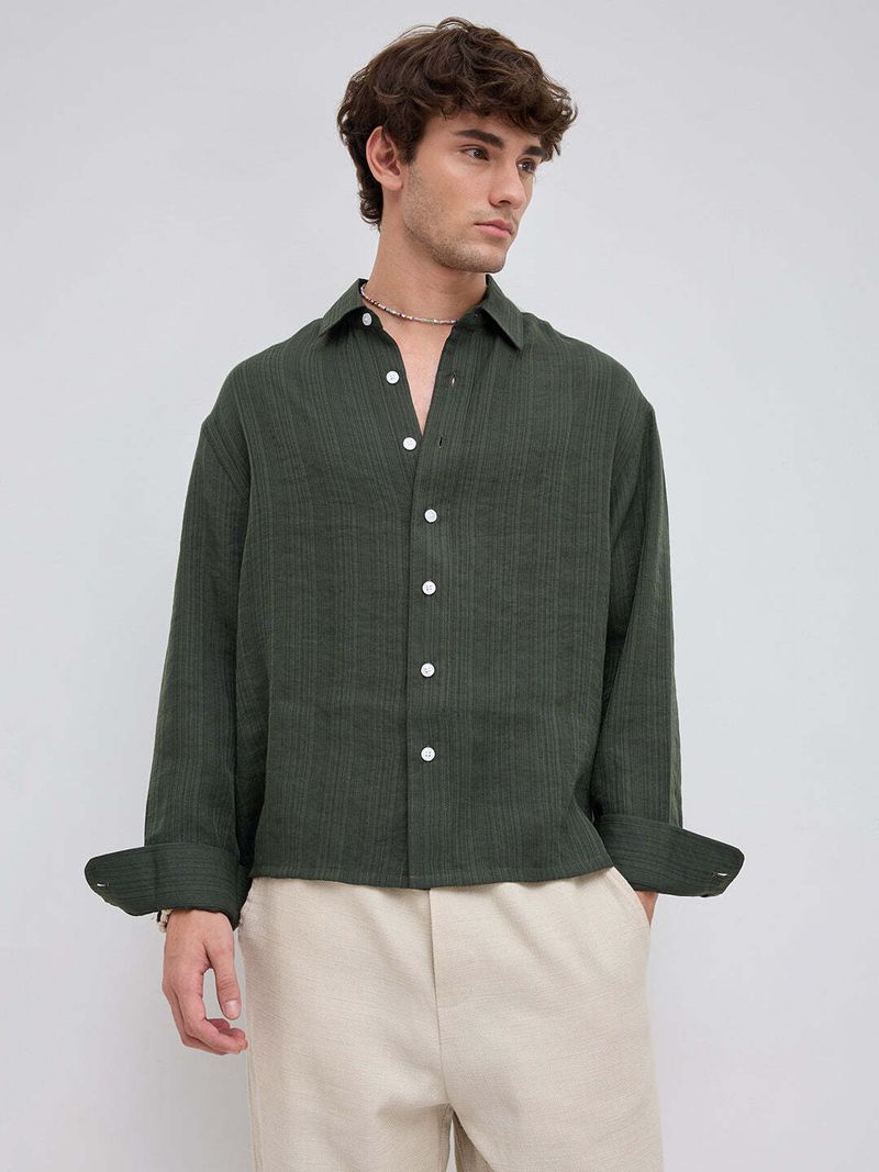 VASTRADO Men Boxy Fit Solid Casual Shirt - Image 6