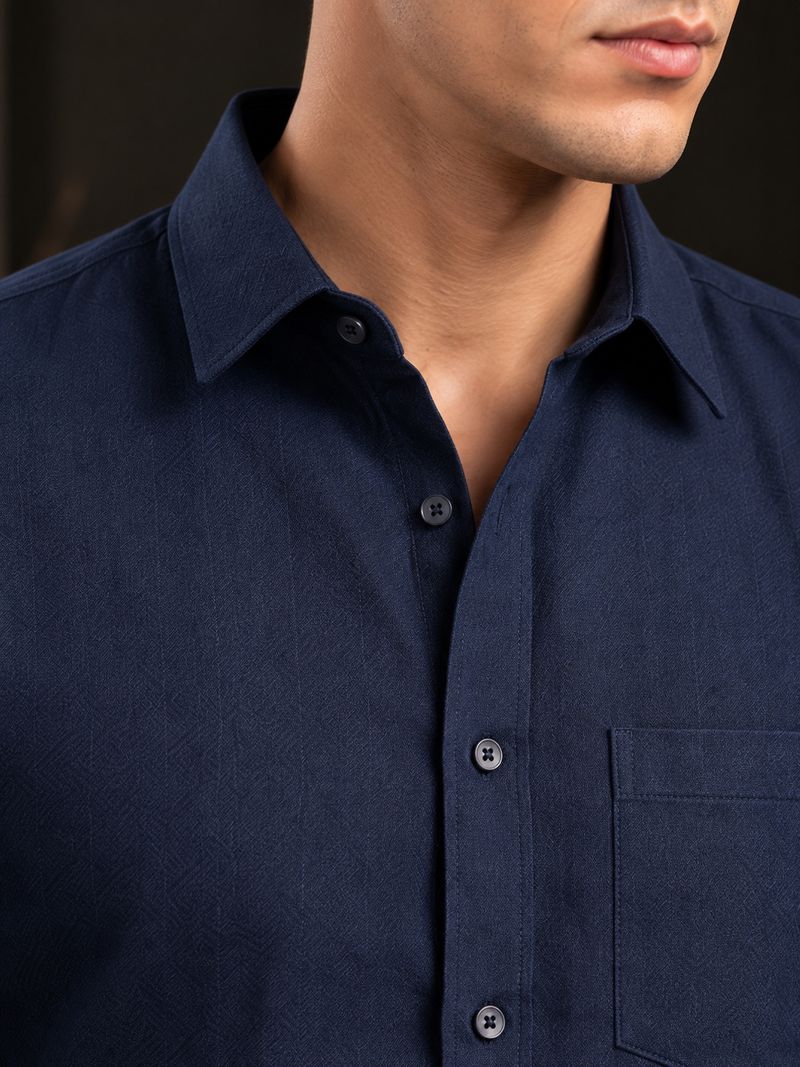 Roadster Men Regular Fit Solid Spread Collar Shirt - Image 5