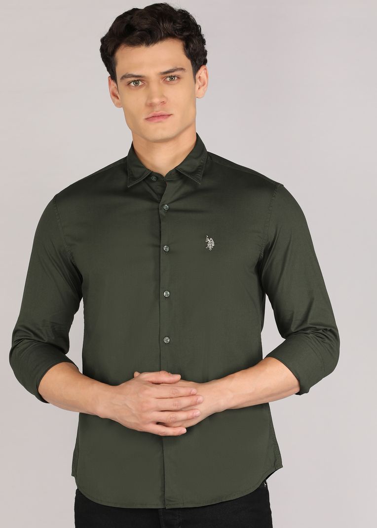 U.S. Polo Assn. Denim Co. Men's Solid Casual Cut Away Shirt - Image 2
