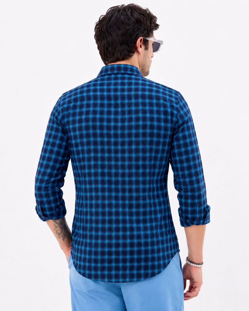 YOUTH FIRST INDIAN BRAND Men Checkered Casual Shirt - Image 3