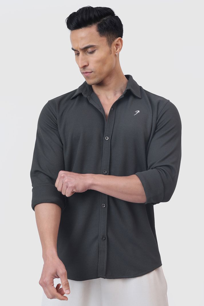 FUAARK Men Slim Fit Solid Casual Shirt - Image 2