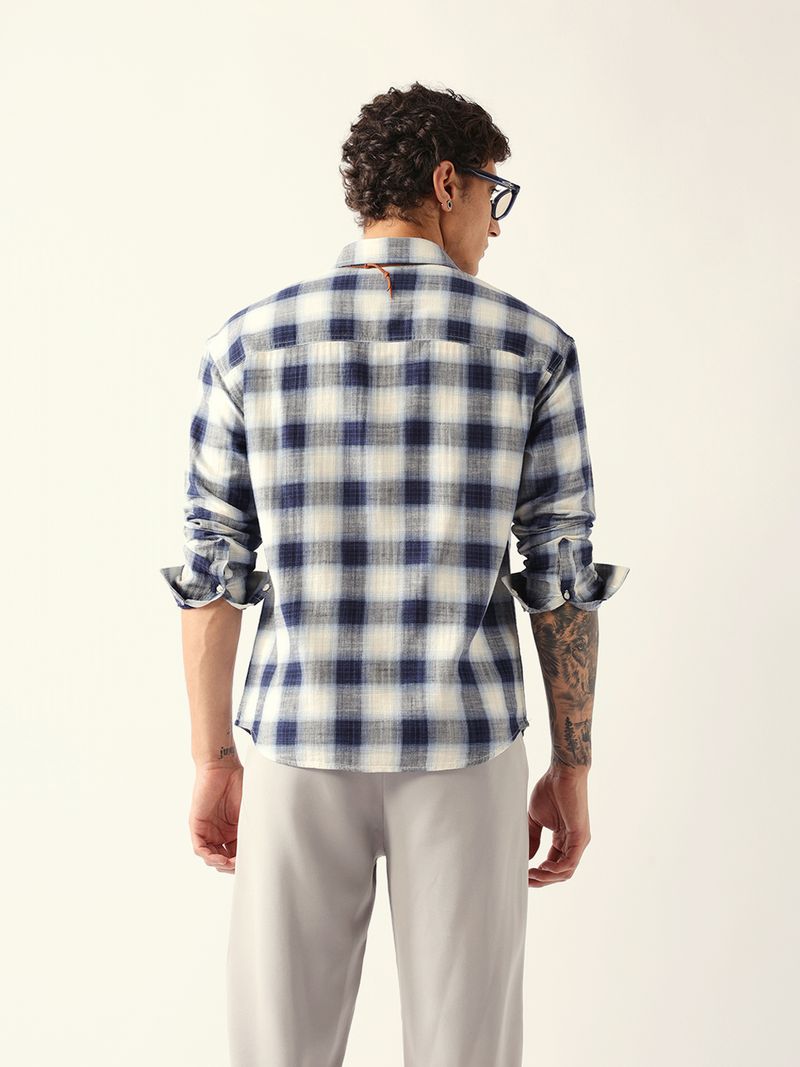 THE BEAR HOUSE Men Oversized Checkered Casual Shirt - Image 4