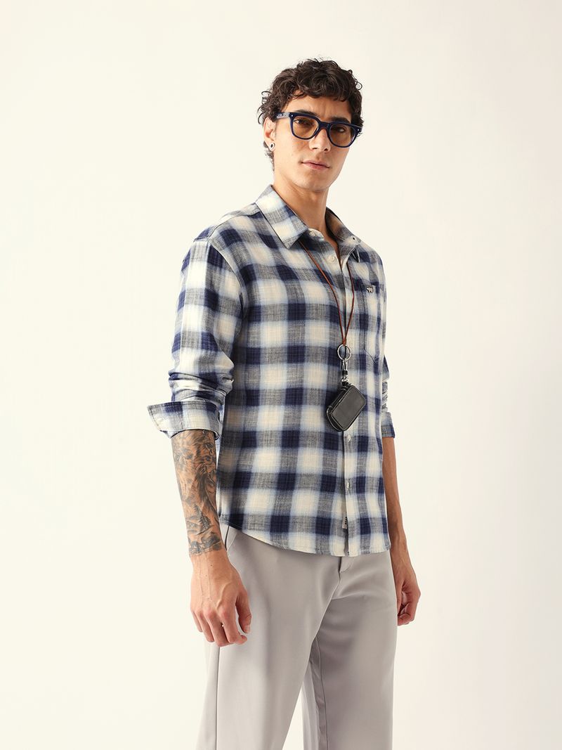 THE BEAR HOUSE Men Oversized Checkered Casual Shirt - Image 5