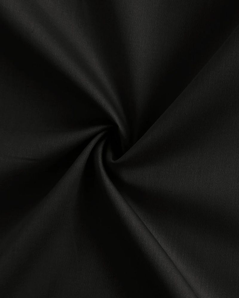 UNYUG Men Relaxed Fit Solid Cut Away Collar Formal Shirt - Image 5