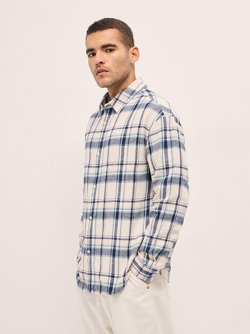 THE BEAR HOUSE Men Checkered Casual Shirt - Image 6