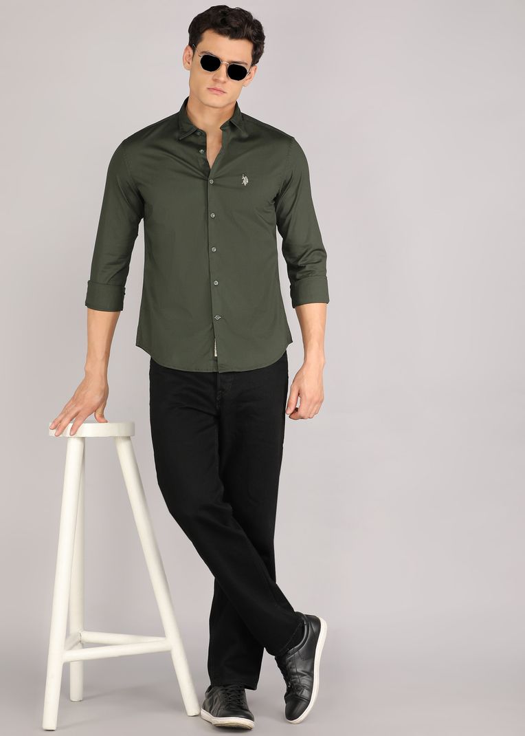 U.S. Polo Assn. Denim Co. Men's Solid Casual Cut Away Shirt - Image 3