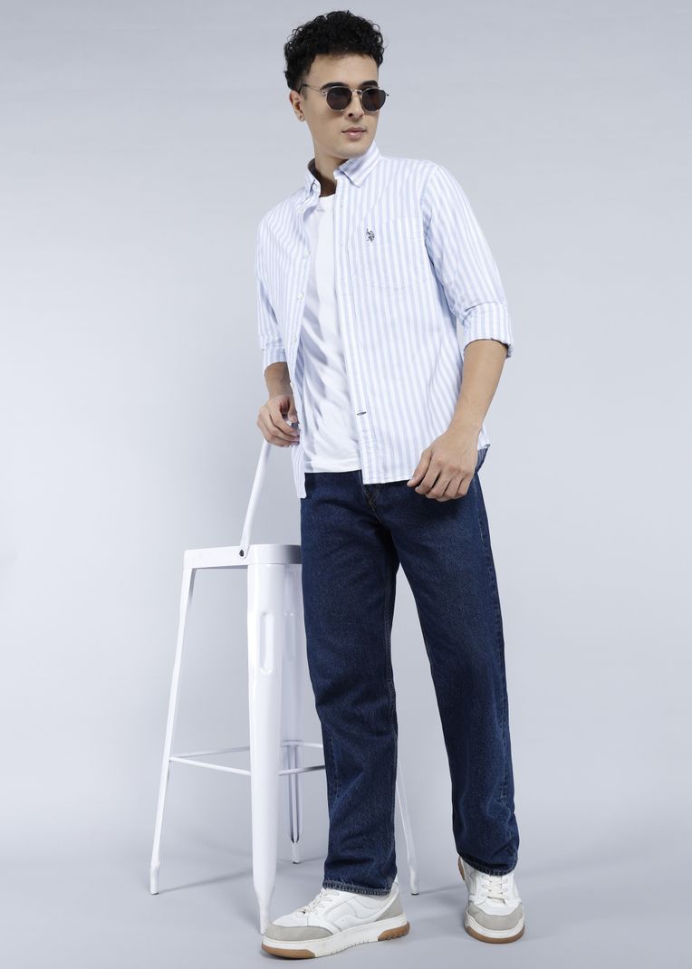 U.S. POLO ASSN. Men Tailored Fit Solid Button Down Shirt - Image 4