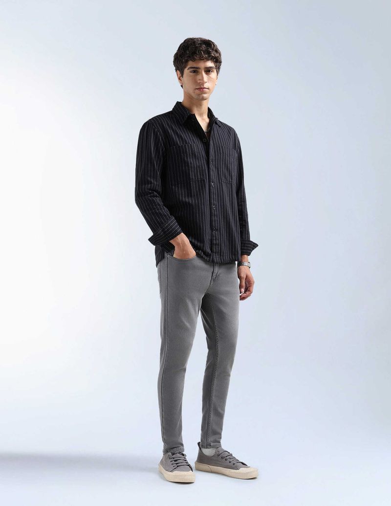 FLYING MACHINE Men Relaxed Fit Striped Shirt - Image 4