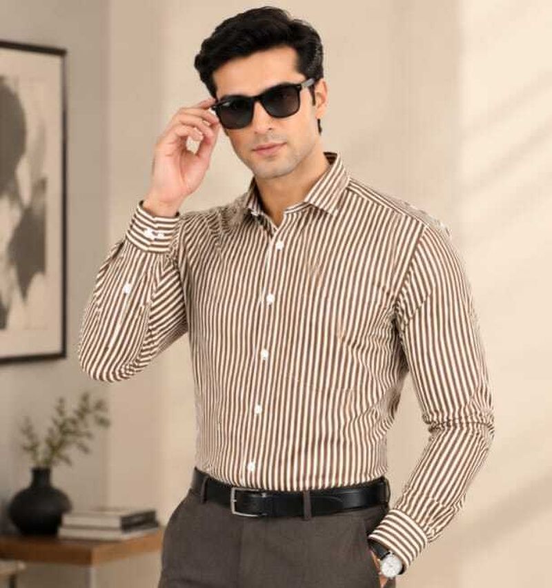 shreekarnimfg Men Slim Fit Striped Spread Collar Casual Shirt