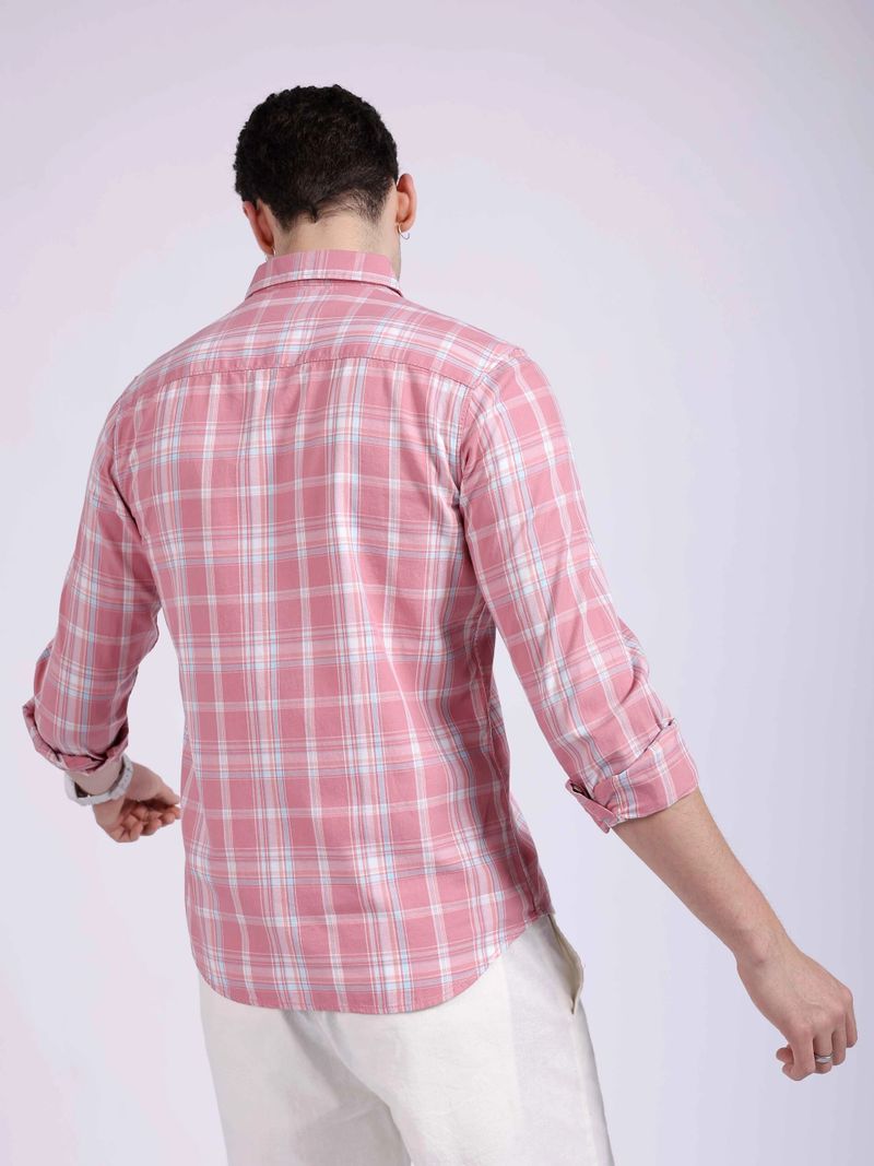 YELLOWDASH Men Regular Fit Checkered Spread Collar Casual Shirt - Image 4
