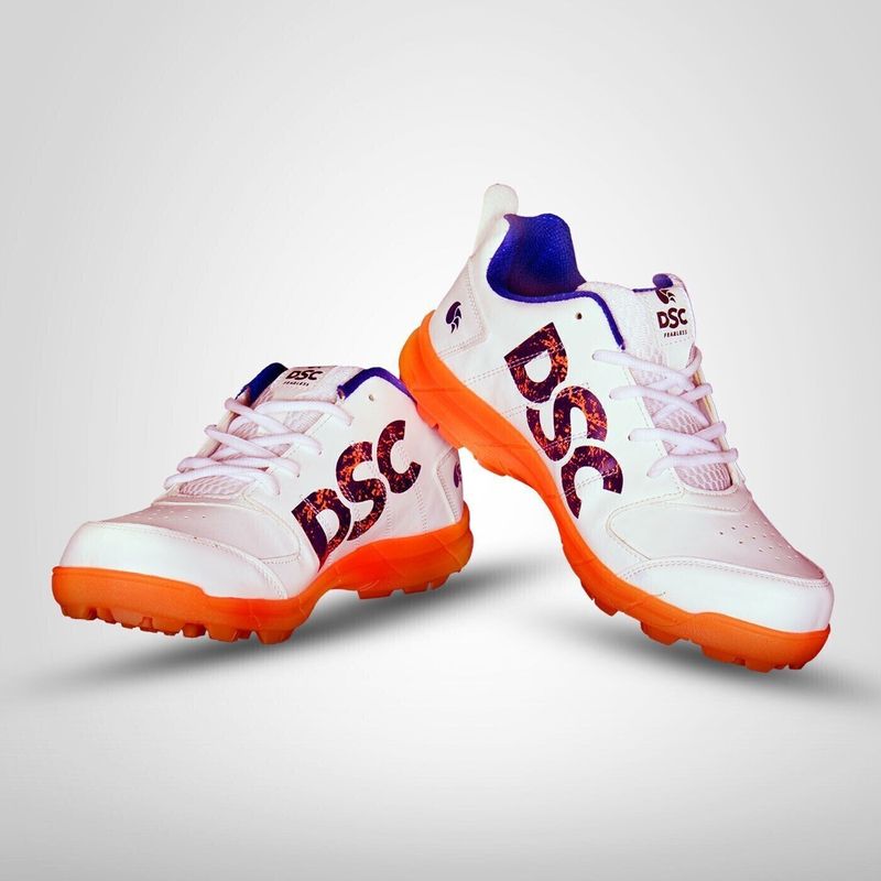DSC Beamer Cricket Shoes For Men - Image 6