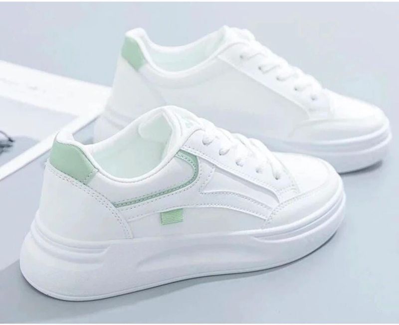 BORRER Lace Running Shoes For Girls - Image 4